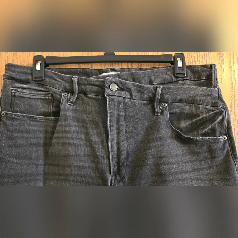 Good American Skinny Jean - 20 - Picture 3 of 9